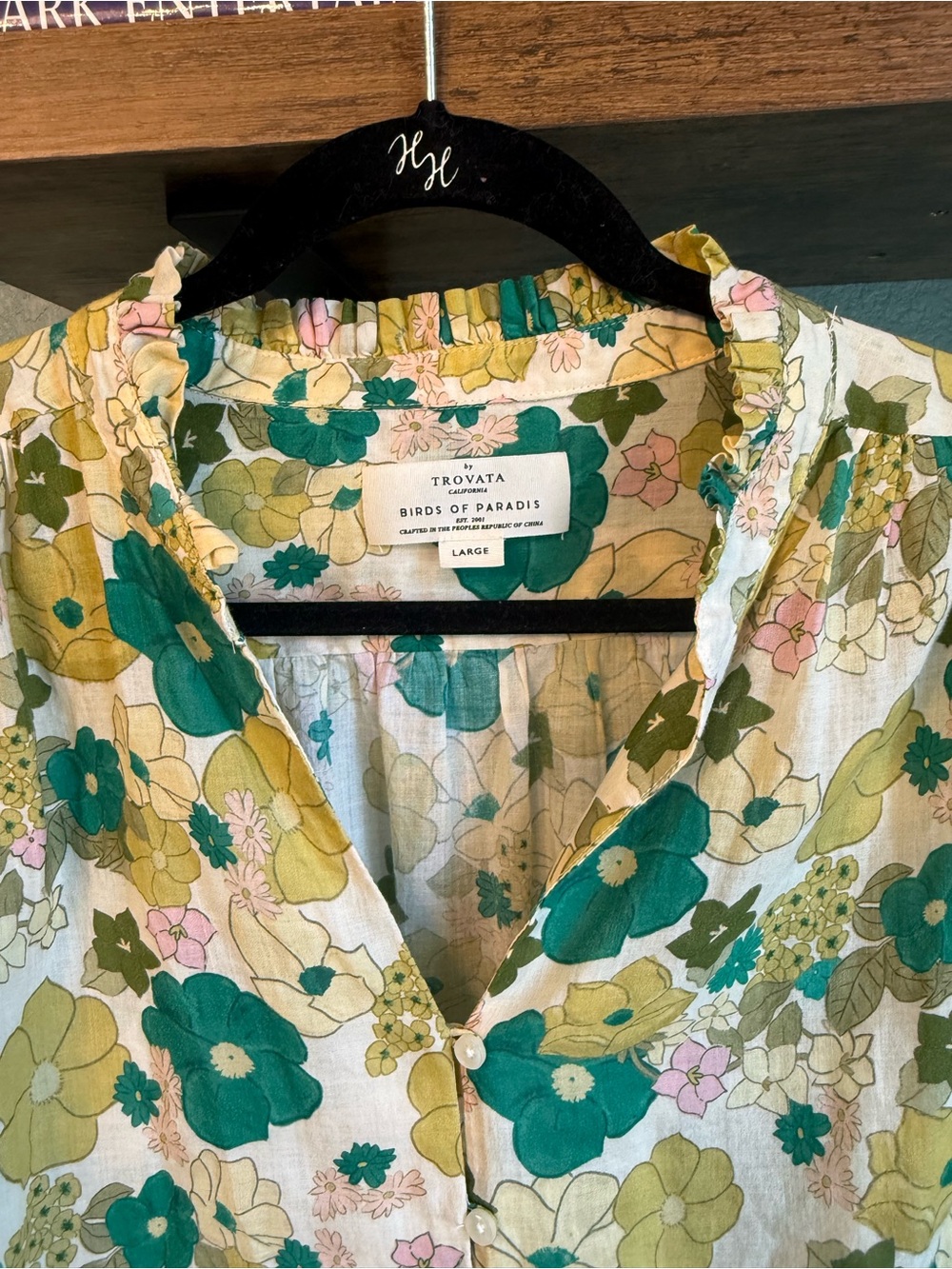 Trovata Birds of Paradis Floral Ruffle Collar Button Front Blouse L Boho Flowy - Picture 3 of 8